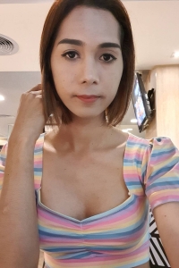 pow-thai-ladyboy-massage-escort-bangkok-01